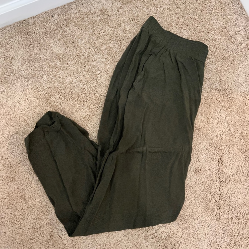 Olive Green Joggers💚